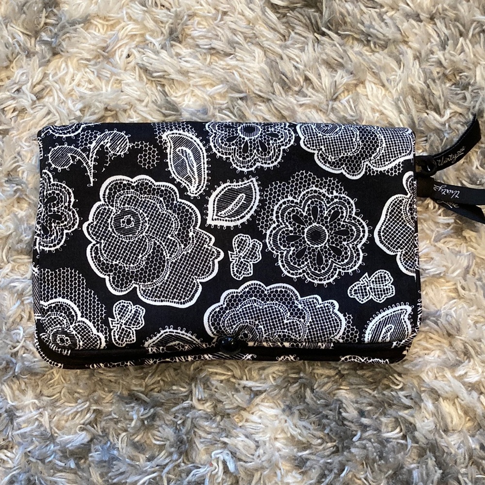 Thirty One travel jewelry storage bag